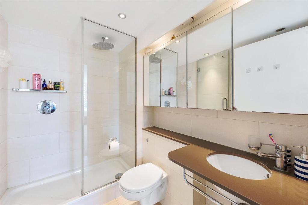 Two Bedroom Apartment - London Excel Stays Buitenkant foto