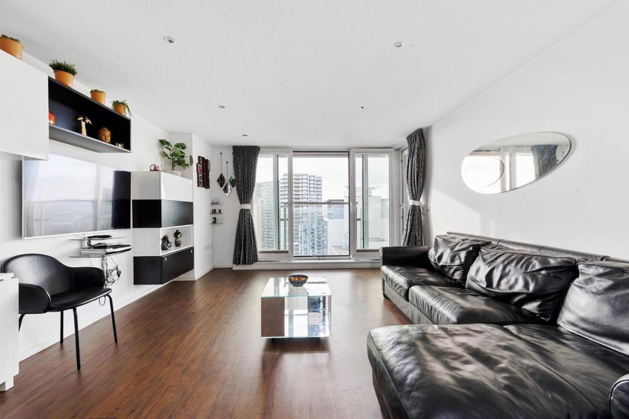 Two Bedroom Apartment - London Excel Stays Buitenkant foto