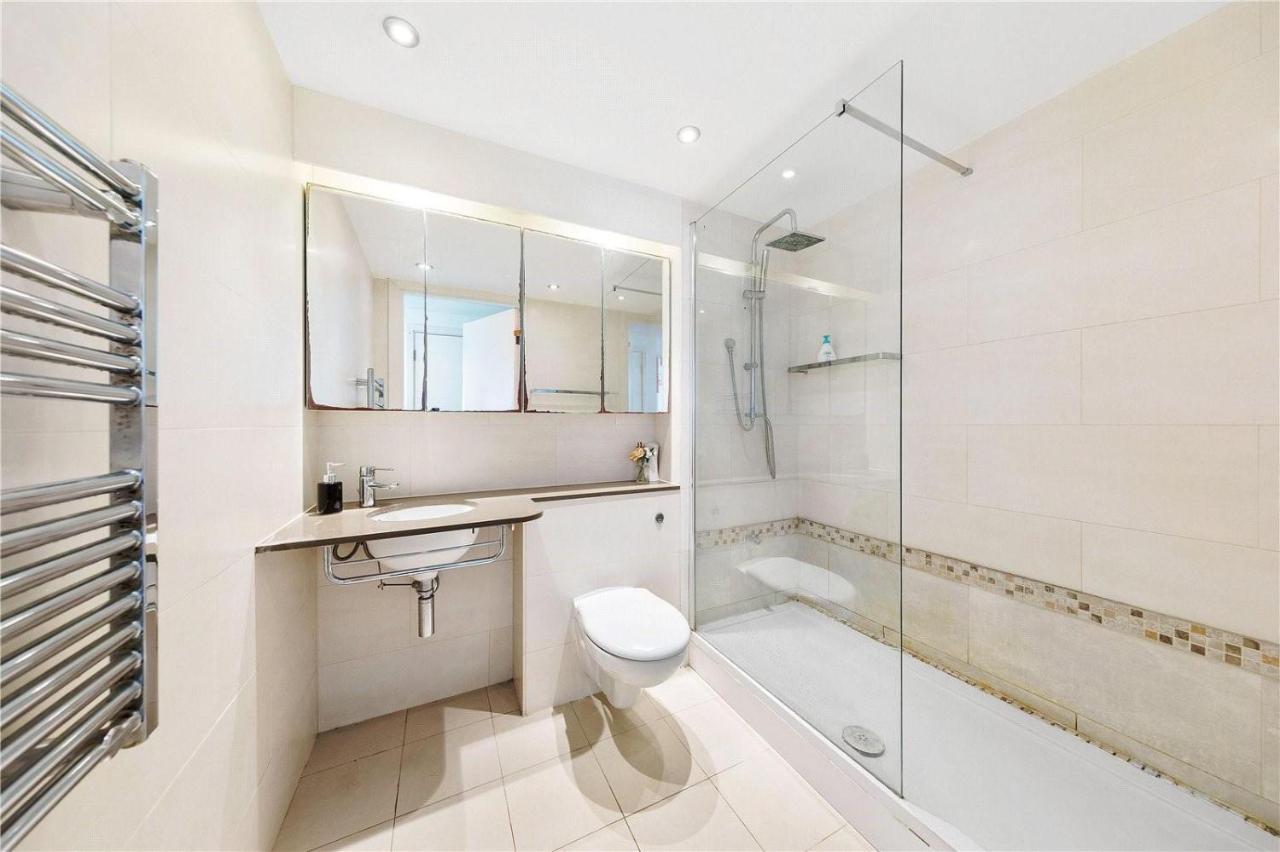 Two Bedroom Apartment - London Excel Stays Buitenkant foto