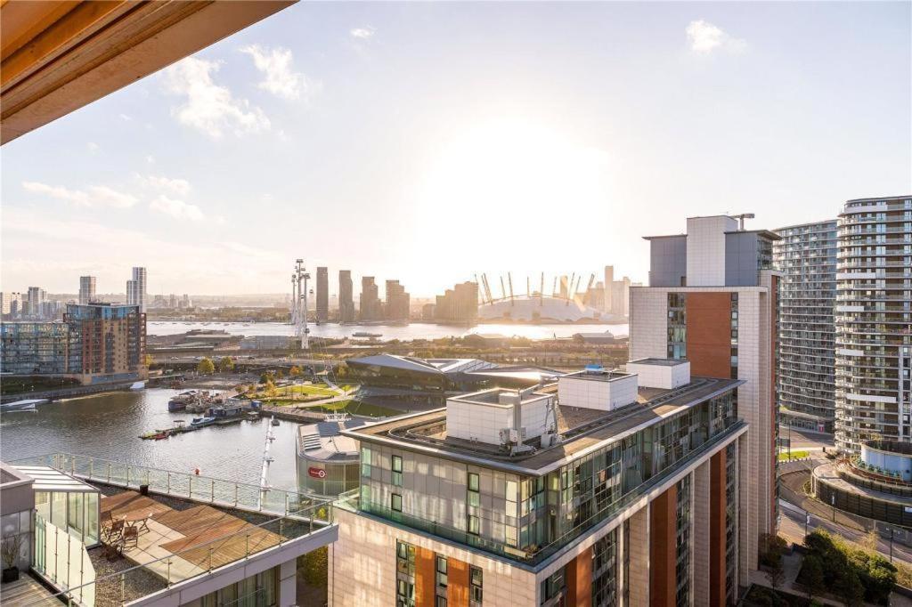 Two Bedroom Apartment - London Excel Stays Buitenkant foto